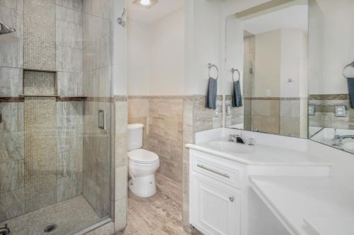 1725 Enterprise Ave, League City TX  77573-2903 exterior