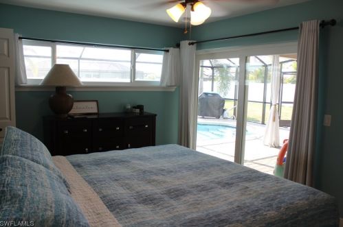 3752 2nd Ave, Cape Coral FL  33904-4807 exterior