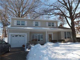 30 Brilner Dr, Smithtown NY  11787-4841 exterior