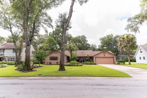 19 Rio Pinar Trl, Ormond Beach, FL 32174-4321