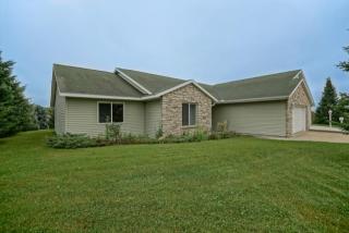 790 Stone Ridge Dr, Peplin, WI 54455-8908