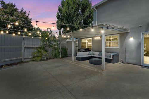 2800 Belharbour Dr, Modesto CA  95355-9201 exterior