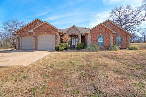 22529 Bethel Rd, Tecumseh, OK 74873-6241