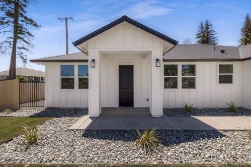 6081 Maxwood Dr, Paradise CA  95969-4348 exterior