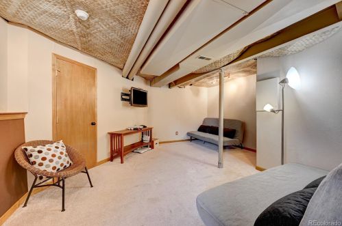 6089 Yakima St, Denver CO 80015-6655 exterior