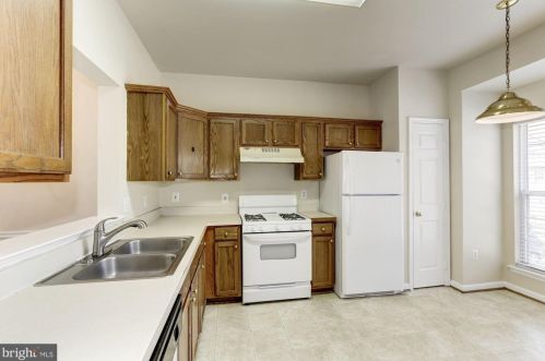 14103 Carmody Pl, Woodbridge VA  22193-5960 exterior
