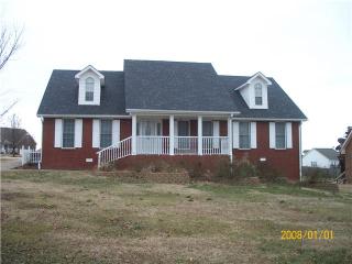 240 Hawkins Rd, Clarksville, TN 37040-4317
