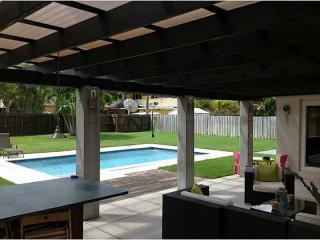 3520 Arthur St, Hollywood, FL 33021-4907