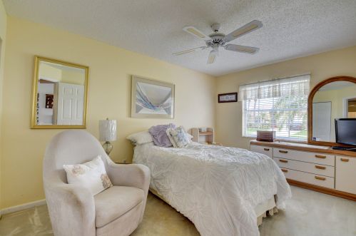 9581 Tavernier Dr, Boca Raton FL  33496-2105 exterior