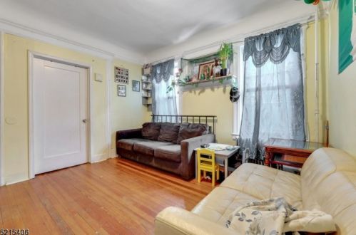 22 Mission St, Montclair NJ  07042-4518 exterior