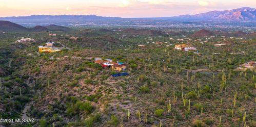 7225 El Camino Del Cerro, Tucson, AZ 85745-9341