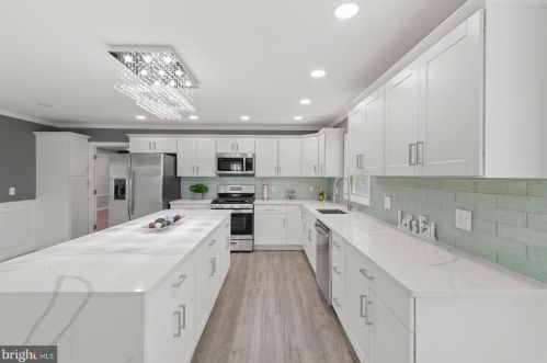 10 Rockland Dr, Willingboro NJ  08046-4003 exterior