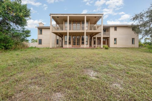 1195 Carpenter Rd, Titusville, FL 32796-0018