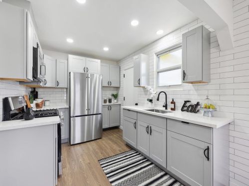 56 Atlantic Ave, San Bruno CA  94066-1502 exterior