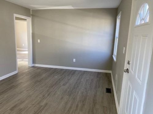 4715 Green Glen Ln, Cincinnati, OH 45238-4025