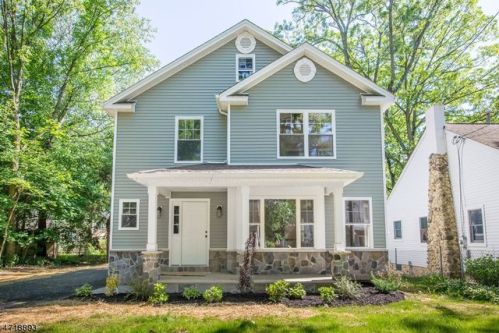 27 Highwood Rd, Parsippany, NJ 07834-3203
