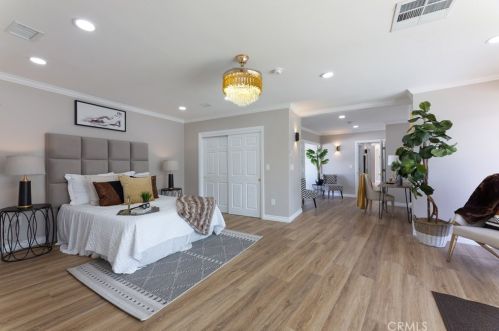 3841 Pacific Ave, Long Beach CA  90807-3227 exterior