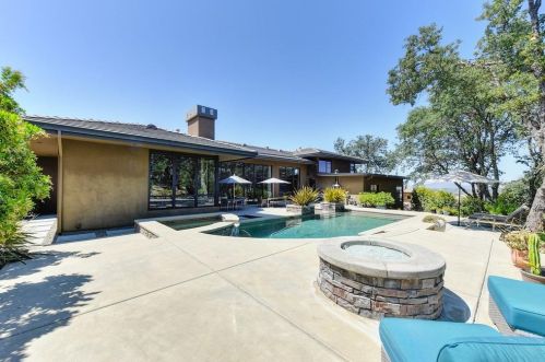 2913 Capetanios Dr, Folsom CA  95762-4606 exterior