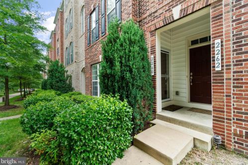 2260 Margraf Cir, Woodbridge, VA 22191-4069