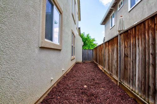 755 Branding Iron St, Valley Home CA  95361-8898 exterior