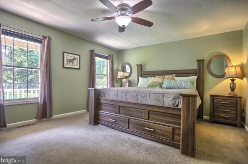 90 Cragmoor Rd, York Haven PA  17370-9050 exterior