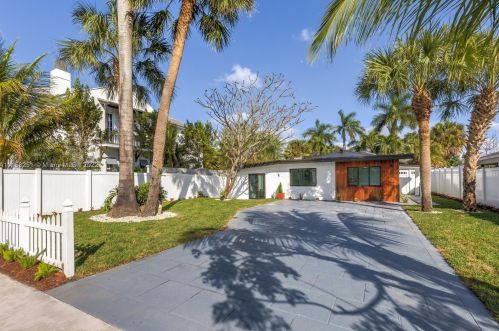 911 7th Ave, Delray Beach, FL 33483-5709