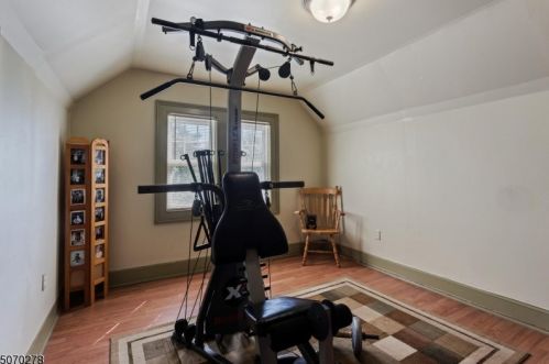 320 Walnut St, Roselle Park NJ  07204-2012 exterior