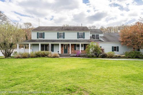 830 William Dr, Brielle, NJ 08730-1738