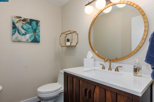 5213 Springdale Ave, Pleasanton CA 94588-3644 exterior