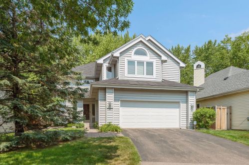 15640 17th Pl, Minneapolis, MN 55447-6440