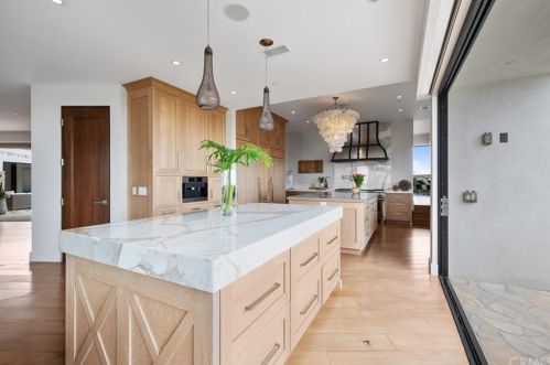 82 Monarch Bay Dr, Dana Point CA  92629-3428 exterior