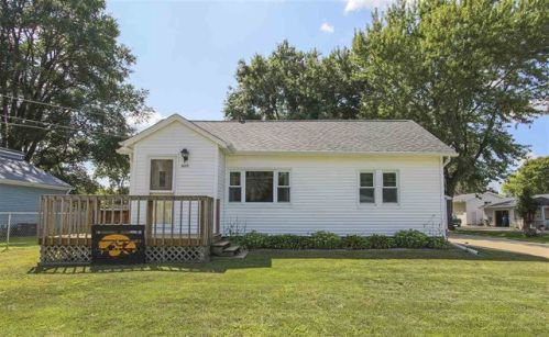 1025 Longfellow Ave, Waterloo, IA 50703-1718