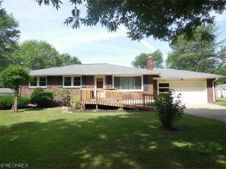 3424 Black Oak Ln, Youngstown, OH 44511-2644