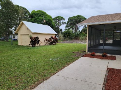 341 Granadeer St, Fort Pierce, FL 34983-8706