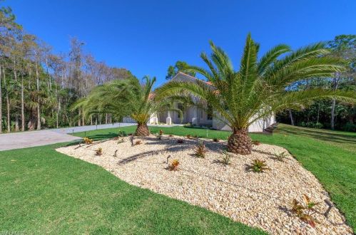 24743 Red Robin Dr, Bonita Springs, FL 34135-7193