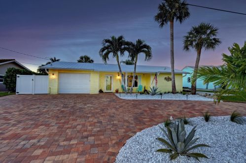 1463 Seagull Way, Palm City FL  34990-1733 exterior