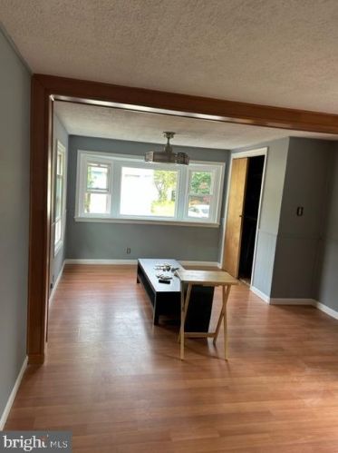 4357 Dover Dr, Yardley, PA 19067-6117