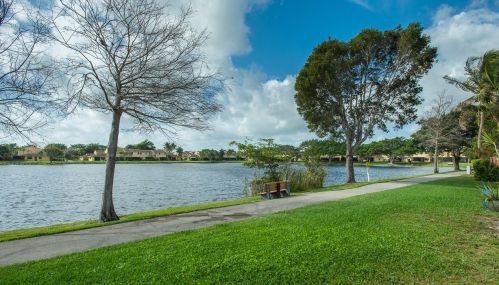 16272 Green Apple Way, Delray Beach, FL 33484-6617