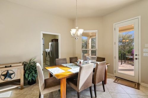 618 Emma Loop, Austin TX 78737-1457 exterior