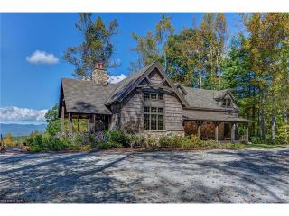 5019 Willow Rd, Hendersonville, NC 28739-7872