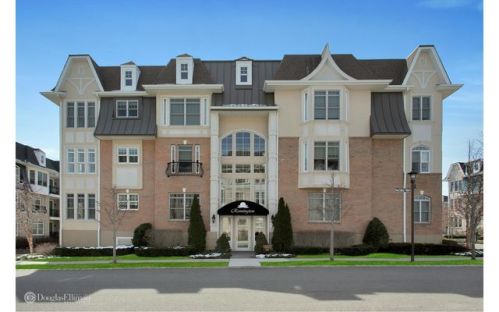 429 Pacing Way, Westbury, NY 11590-6669