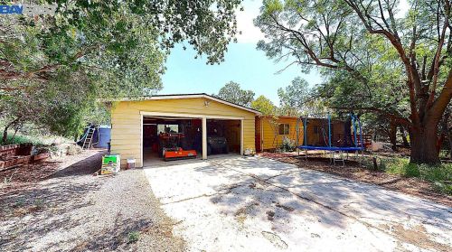 6901 Johnston Rd, Pleasanton CA  94588-9460 exterior