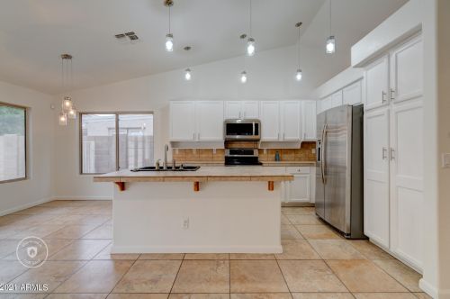 17312 Kimberly Way, Sun City, AZ 85374-9686