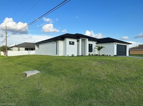2105 7th Ave, Cape Coral, FL 33909-4331