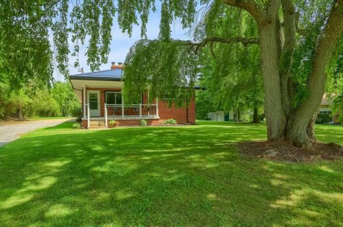 499 Harpers Ferry Rd, Beaver Falls PA  15010-6939 exterior