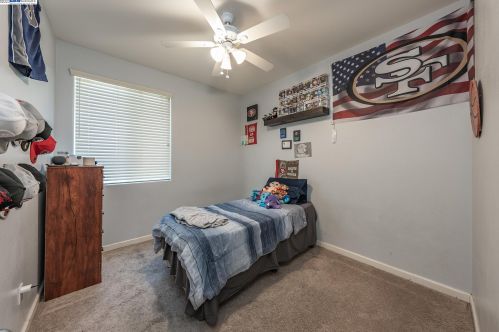 5792 Kerckhoff Ave, Fresno CA  93727-3475 exterior