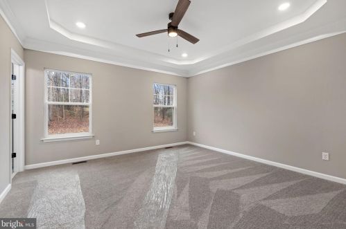 10914 Thiel Ct, Spotsylvania VA  22551-8034 exterior