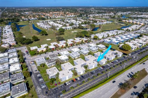 108 Flanders C, Delray Beach FL  33484-5220 exterior