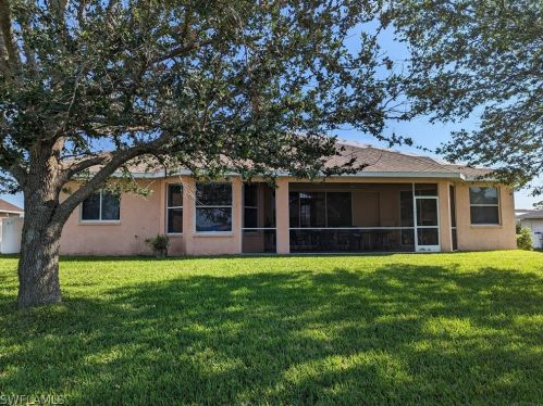 938 5th Pl, Cape Coral FL  33990-2828 exterior