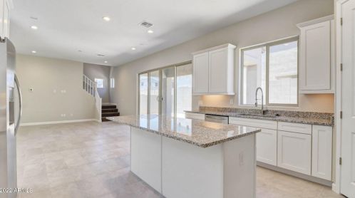 5120 Woodridge Dr, Scottsdale AZ  85254-7504 exterior